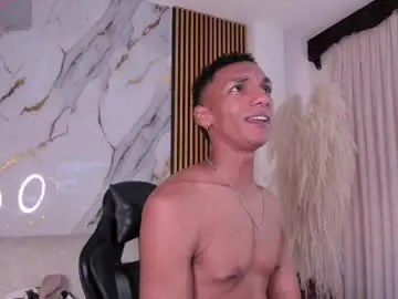 Chaturbate Free Live Porn of juliensaint_