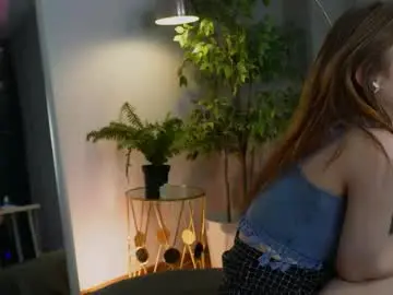 Chaturbate Free Porn Cam of c_moonie_