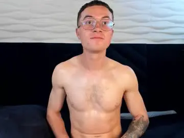 Chaturbate Free Live Porn of liljames_