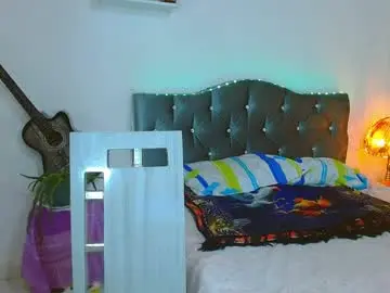 Chaturbate Free Porn Cam of _santi2