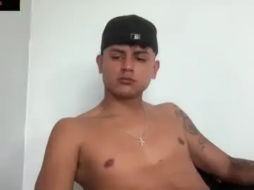 Chaturbate Free Porn Cam of bob_pettersonn
