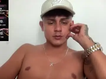 Chaturbate Live Sex Cam of bob_pettersonn