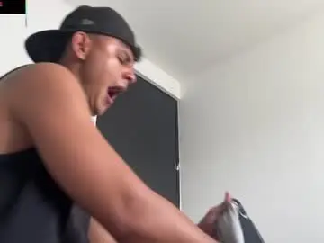 Chaturbate Best live sex cam show of bob_pettersonn