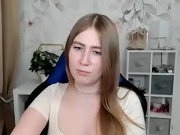 Chaturbate Live Sex Cam of meganx_candy