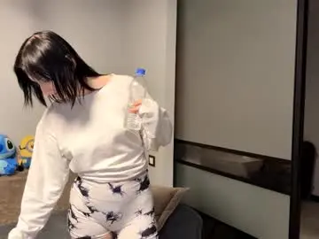 Chaturbate Nude Webcam of rosendapopper