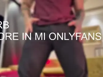 Chaturbate Nude Webcam of dantecoppolaa