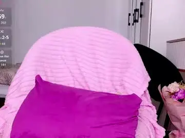 Chaturbate Adult Video Chat of yourlovelyjul