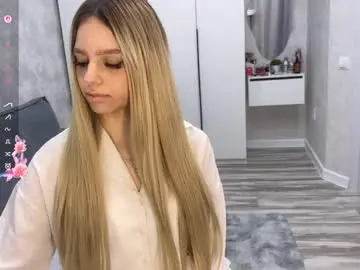 Chaturbate Live Sex Cam of arielarlt