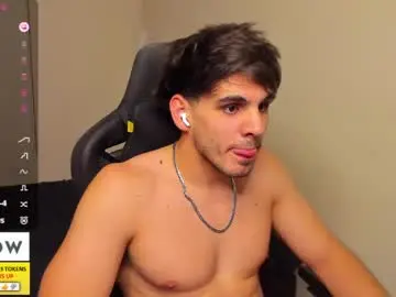 Chaturbate Free Porn Cam of derekcb