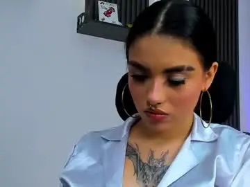 Chaturbate Live Sex Cam of isabella_hv