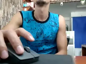 Chaturbate Live Sex Cam of jhosuamoore