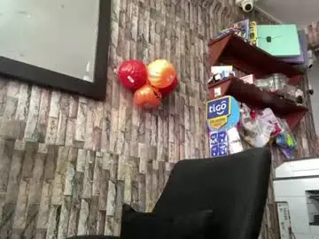 Chaturbate Live Sex Cam of jhosuamoore