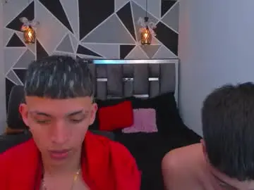 Chaturbate Live Sex Cam of juan_nd_steven
