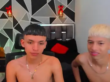 Chaturbate Live Porn of juan_nd_steven