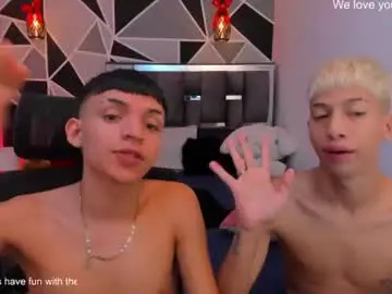 Chaturbate Live Sex Cam of juan_nd_steven
