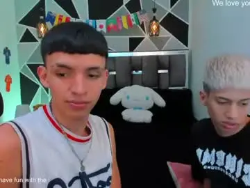 Chaturbate Live Porn of juan_nd_steven