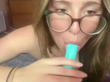 Chaturbate Adult Video Chat of prettygirls84