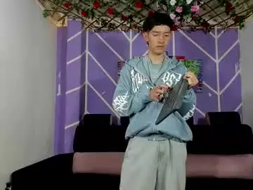 Chaturbate Live Porn of alexandluke1