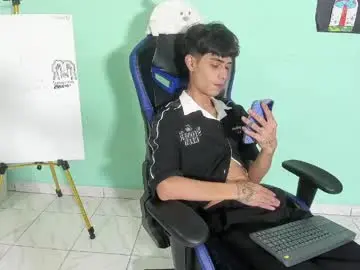 Chaturbate Live Sex of alexandluke1