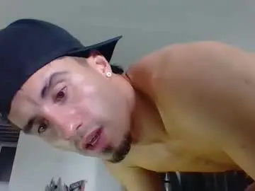 Chaturbate Nude Webcam of boyfriend_fuckme