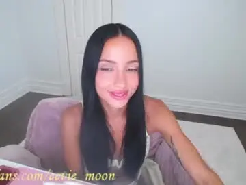 Chaturbate Free Porn Cam of eevie_moon