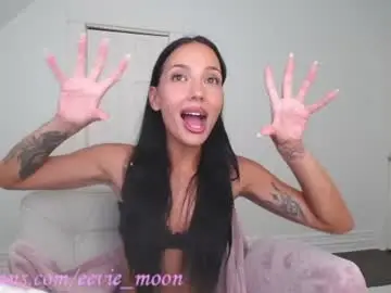 Chaturbate Free Live Porn of eevie_moon