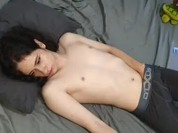 Chaturbate Free Porn Cam of gabriel_olx