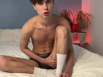 Chaturbate Live Sex Cam of lucacharm