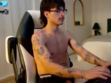 Chaturbate Live Sex Cam of bigbadmj