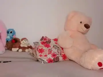 Chaturbate Live Sex Cam of curly_sweett