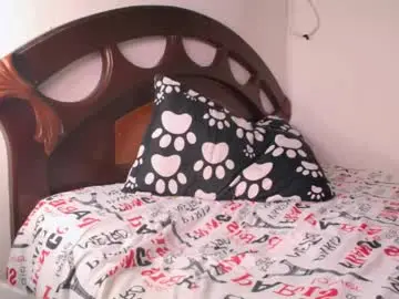 Chaturbate Free Live Porn of skylarg555