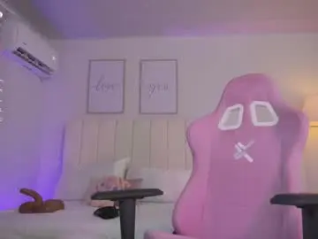 Chaturbate Adult Webcam of cristal_bunny