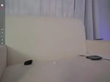 Chaturbate Nude Webcam of cristal_bunny
