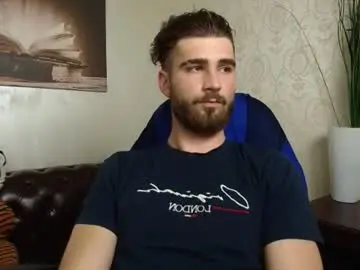 Chaturbate Free Porn Cam of kyloeast