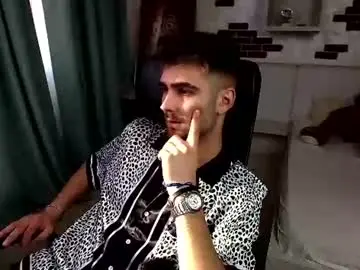Chaturbate Best live sex cam show of kyloeast