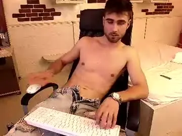Chaturbate Adult Webcams of kyloeast