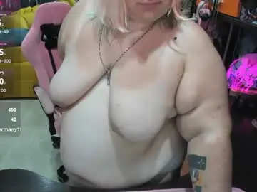 Chaturbate Live Sex Cam of softie_sofy