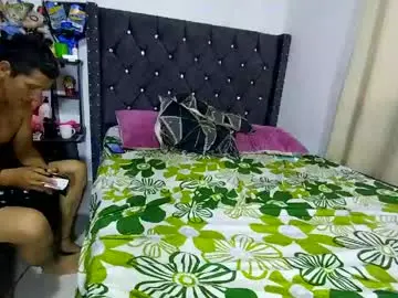 Chaturbate Live Sex Cam of tessayleo_13