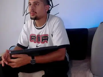 Chaturbate Live Sex of deivy_gram