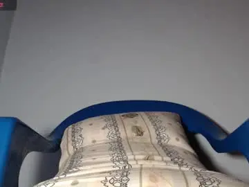 Chaturbate Live Sex Cam of ebony_petite01