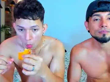 Chaturbate Adult Video Chat of hotcrew_