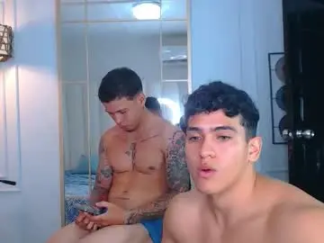 Chaturbate Live Sex Cam of hotcrew_