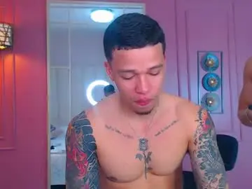 Chaturbate Live Sex of hotcrew_