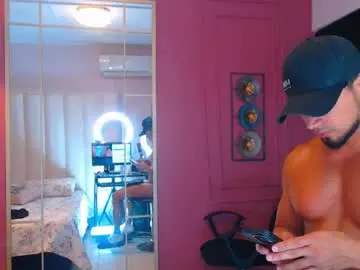 Chaturbate Best Webcam of hotcrew_