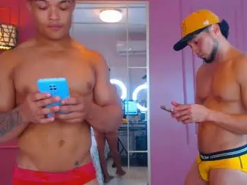 Chaturbate Best Webcam of hotcrew_