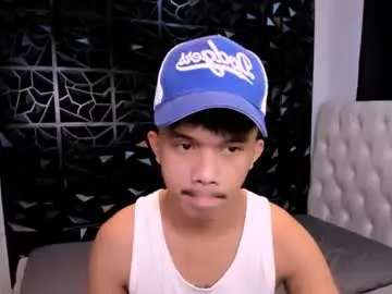 Chaturbate Live Porn of urmasterhardcock