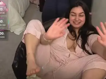 Chaturbate Free Live Porn of honey_tia