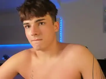 Chaturbate Live Sex Cam of mystic_evan