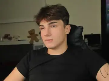 Chaturbate Live Sex Cam of mystic_evan