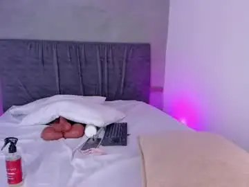 Chaturbate Live Sex Cam of selena_monroy